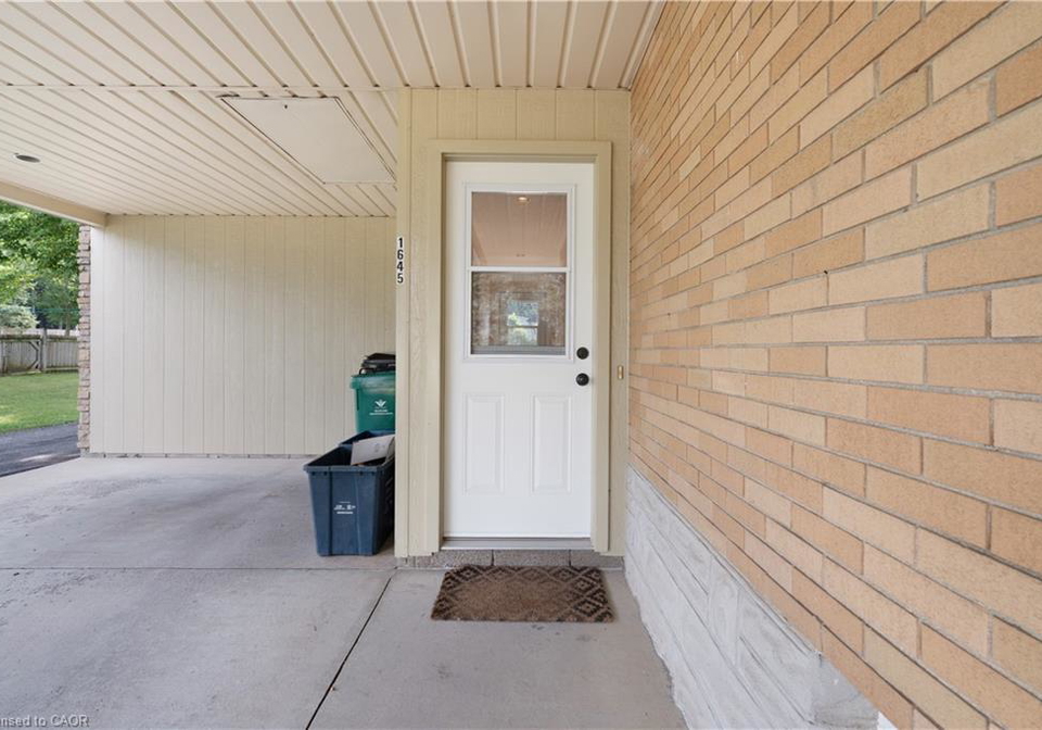 1645-king-street-st-jacobs-ontario-40851795