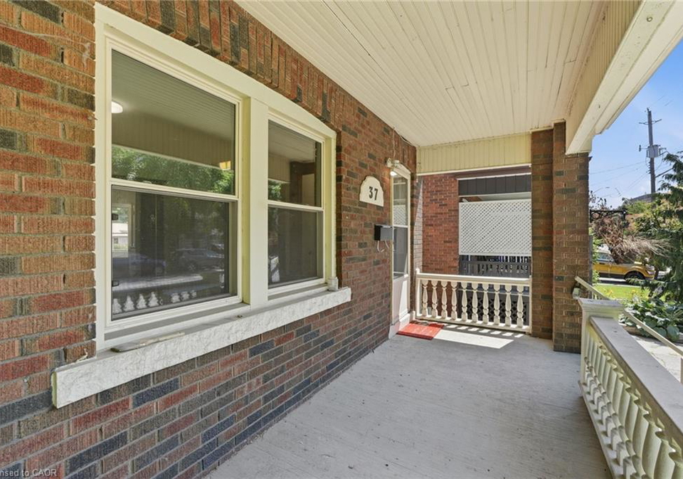 37-maplewood-avenue-hamilton-ontario-40851797