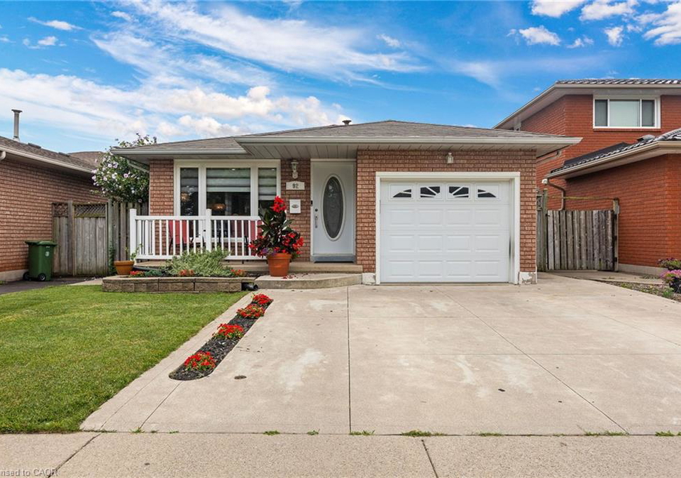 92-juniper-drive-stoney-creek-ontario-40851869