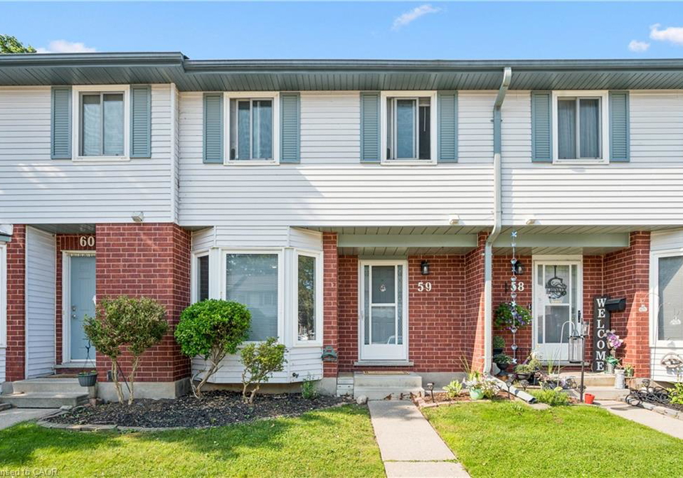 219-kingswood-drive-kitchener-ontario-40851900