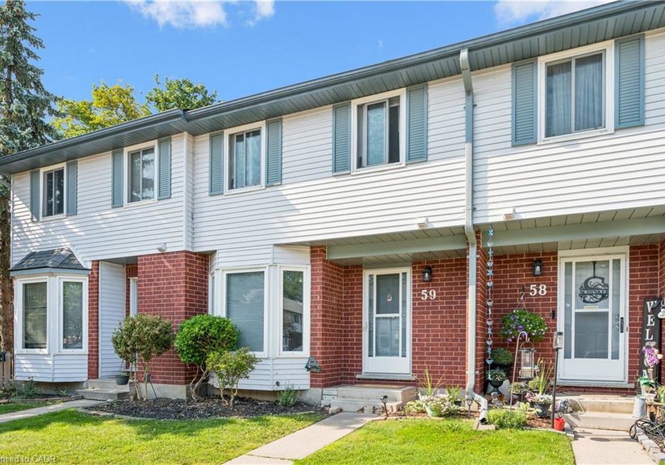 219-kingswood-drive-kitchener-ontario-40851900