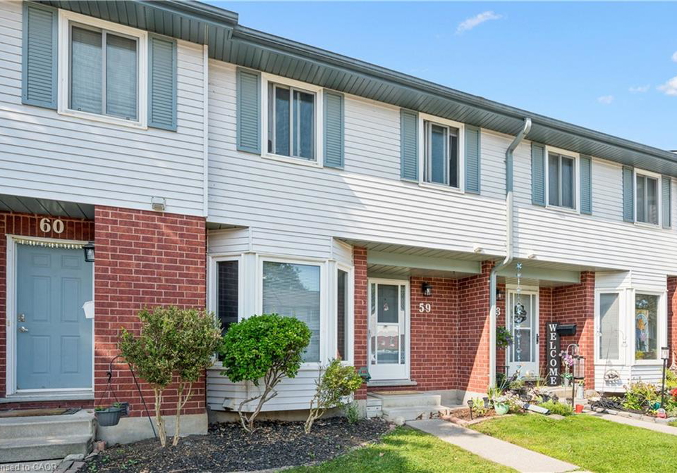 219-kingswood-drive-kitchener-ontario-40851900