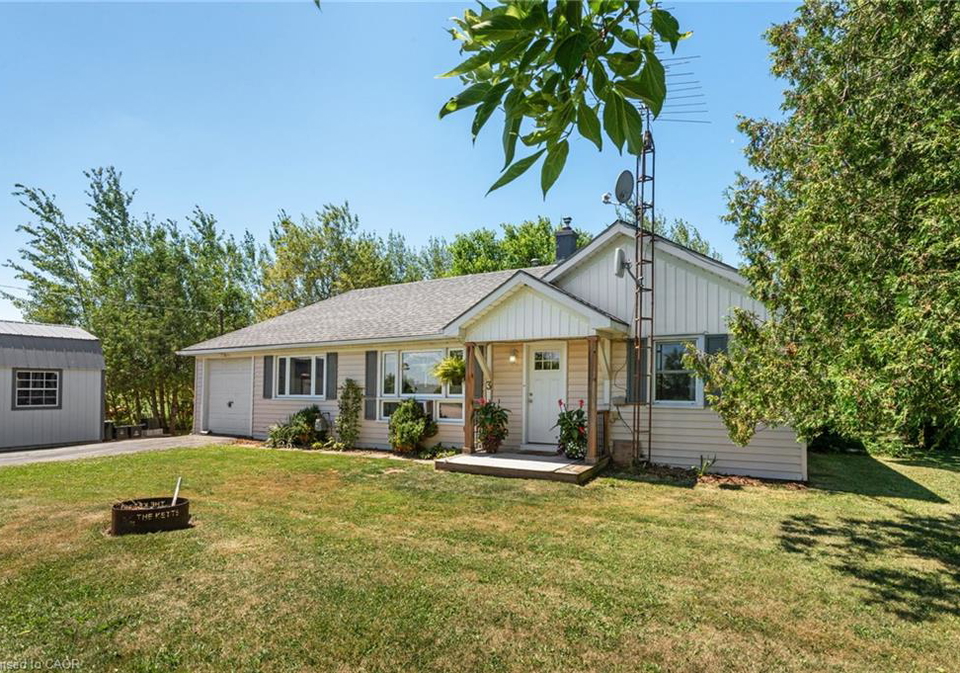 3-bousfield-lane-jarvis-ontario-40851967
