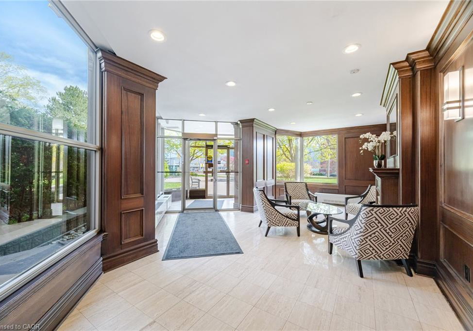 1201-north-shore-boulevard-e-burlington-ontario-40851982