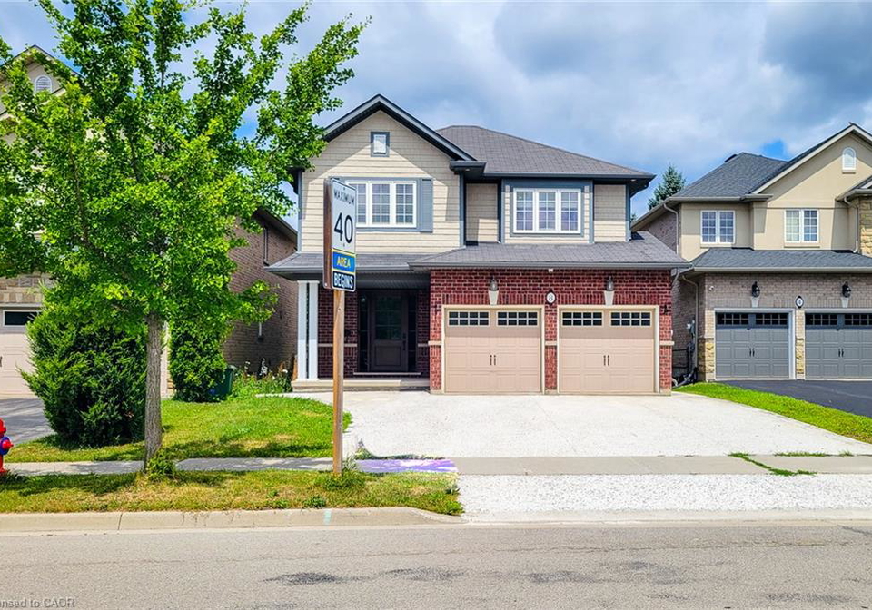 8-secinaro-avenue-ancaster-ontario-40852018