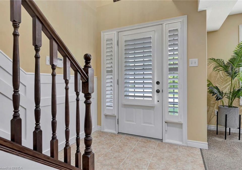 10-stratford-terrace-brantford-ontario-40852024