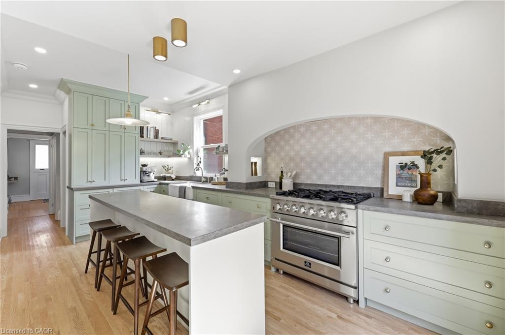 70-gage-avenue-s-hamilton-ontario-40852025