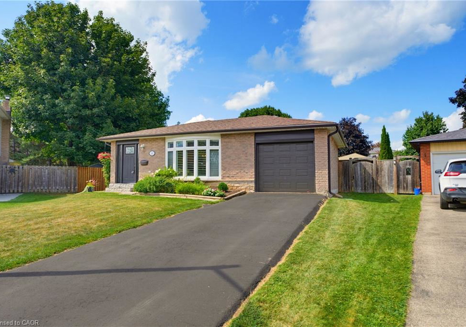20-clover-court-paris-ontario-40852034