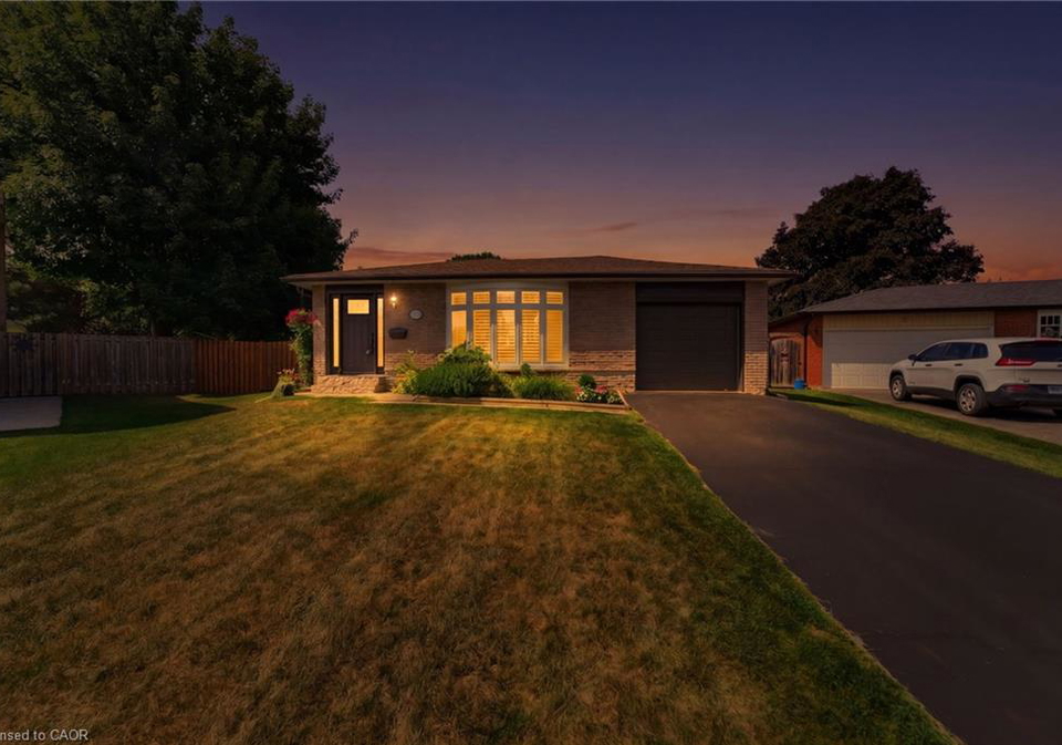 20-clover-court-paris-ontario-40852034