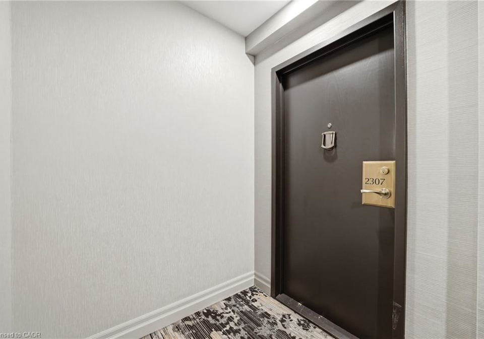 215-wynford-drive-north-york-ontario-40852060