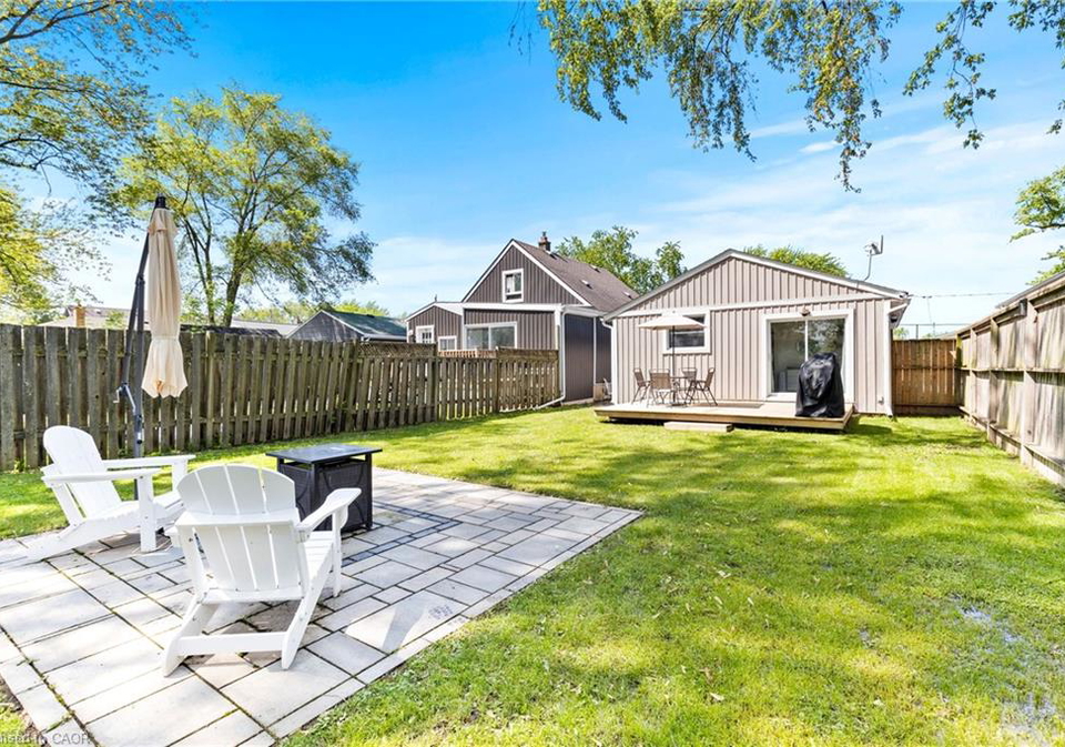 38-alexandra-boulevard-st-catharines-ontario-40852093