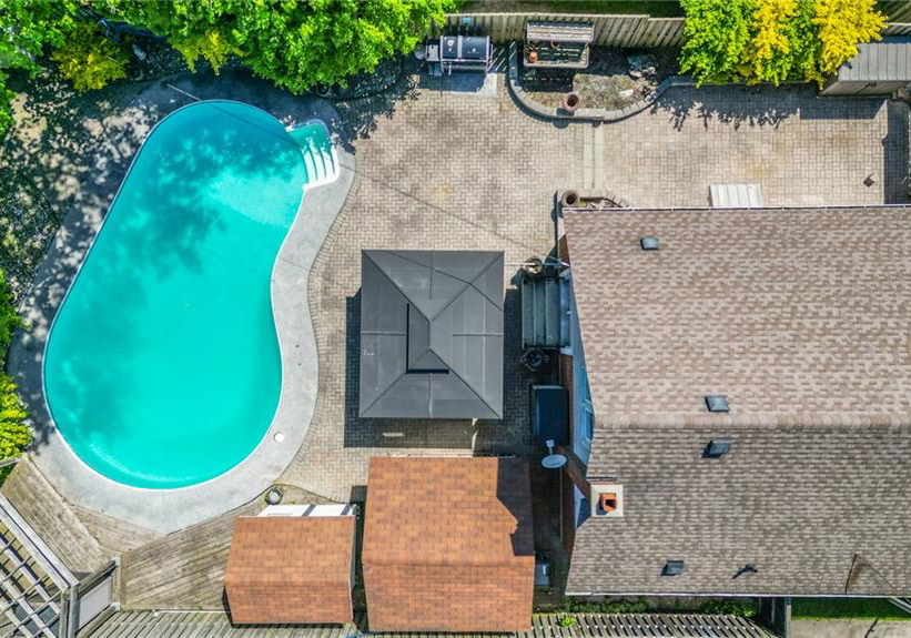 27-delevan-crescent-hamilton-ontario-40852134