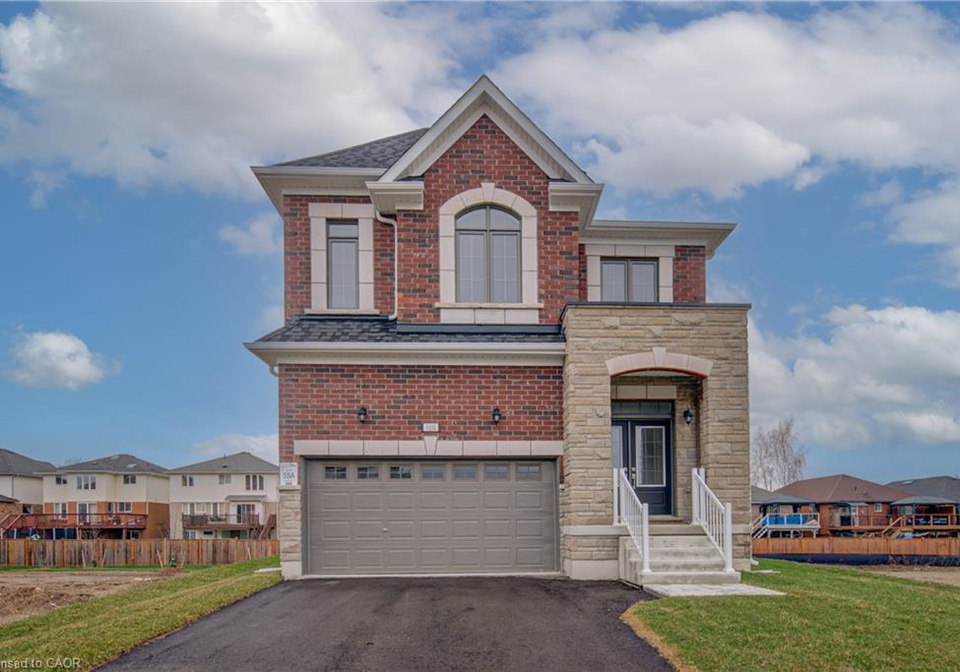 100-moss-drive-cambridge-ontario-40852142