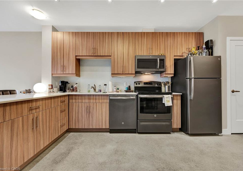 1-victoria-street-s-kitchener-ontario-40852155