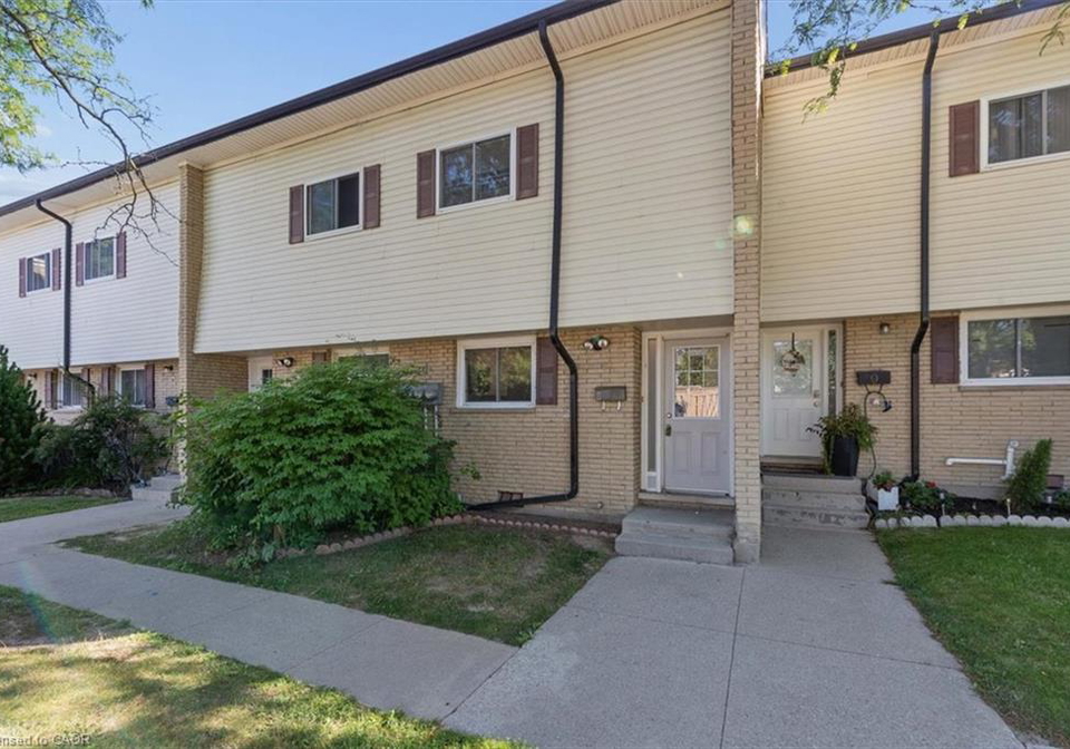 211-veronica-drive-kitchener-ontario-40852159