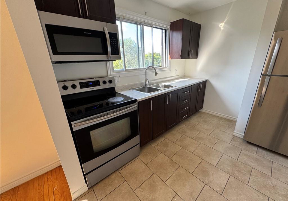 416-lancaster-street-w-kitchener-ontario-40852184