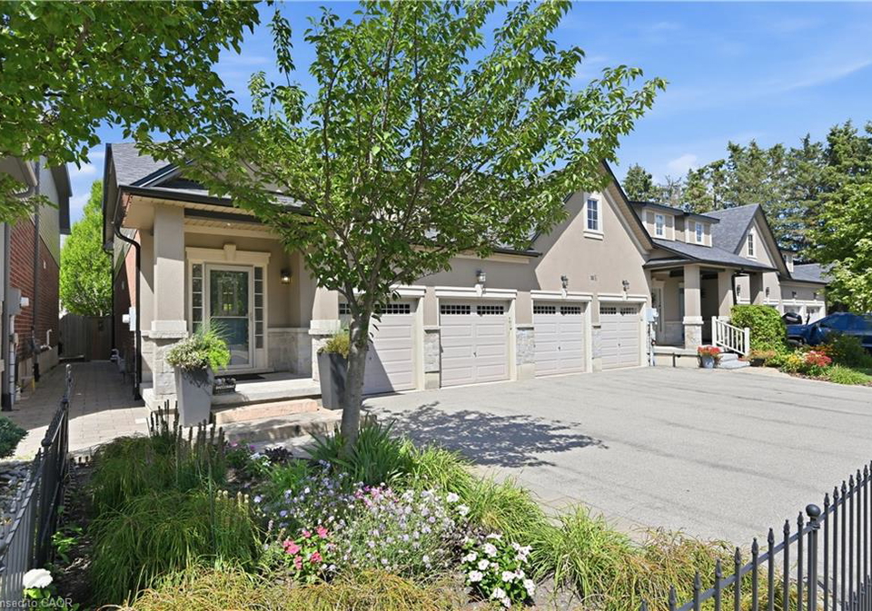 10-kopperfield-lane-hamilton-ontario-40852187