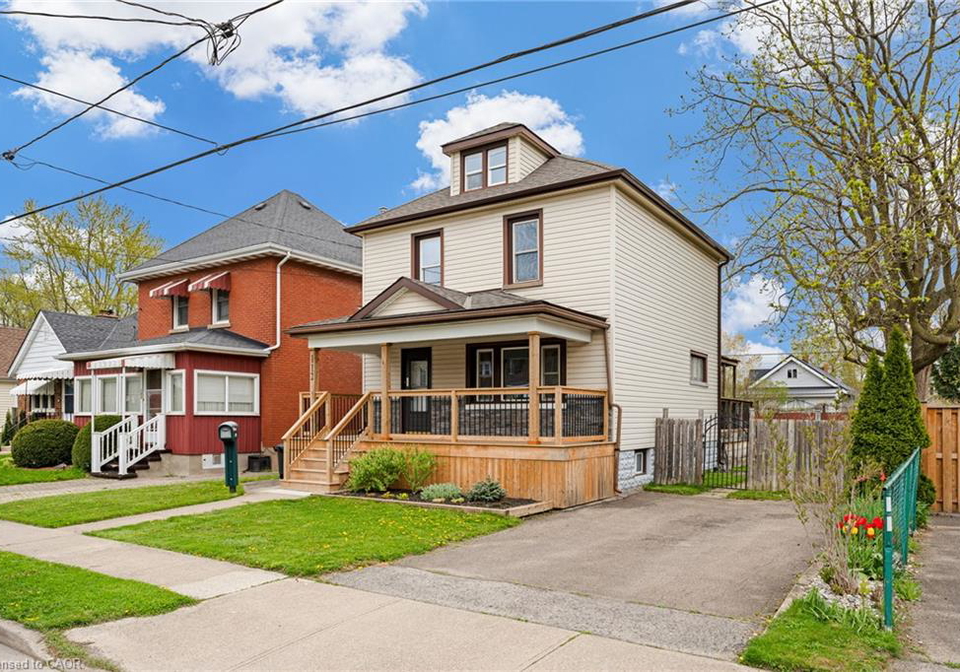 112-oakland-avenue-welland-ontario-40852200