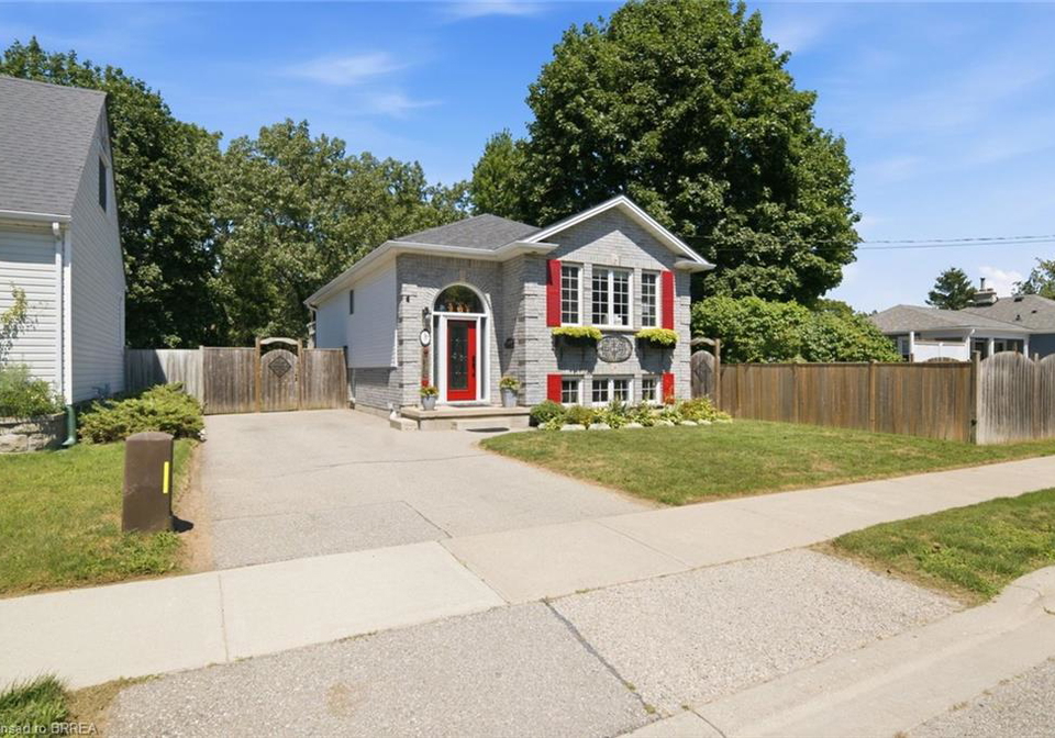 3-wood-street-brantford-ontario-40852243