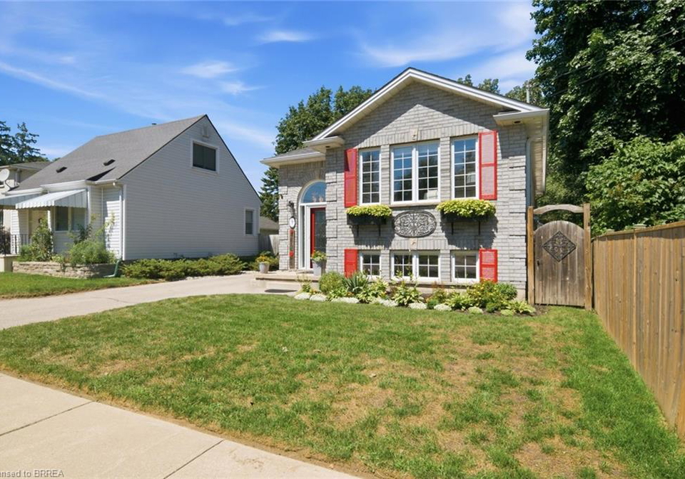 3-wood-street-brantford-ontario-40852243