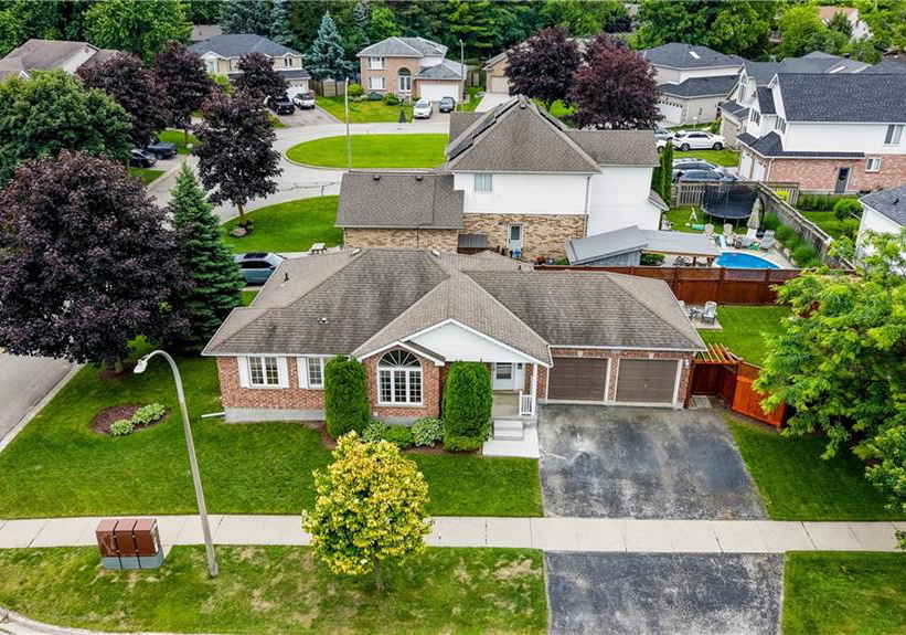 27-chandos-drive-kitchener-ontario-40852271