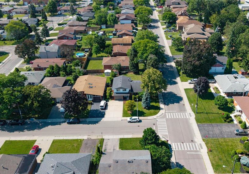 143-cromwell-crescent-hamilton-ontario-40852275