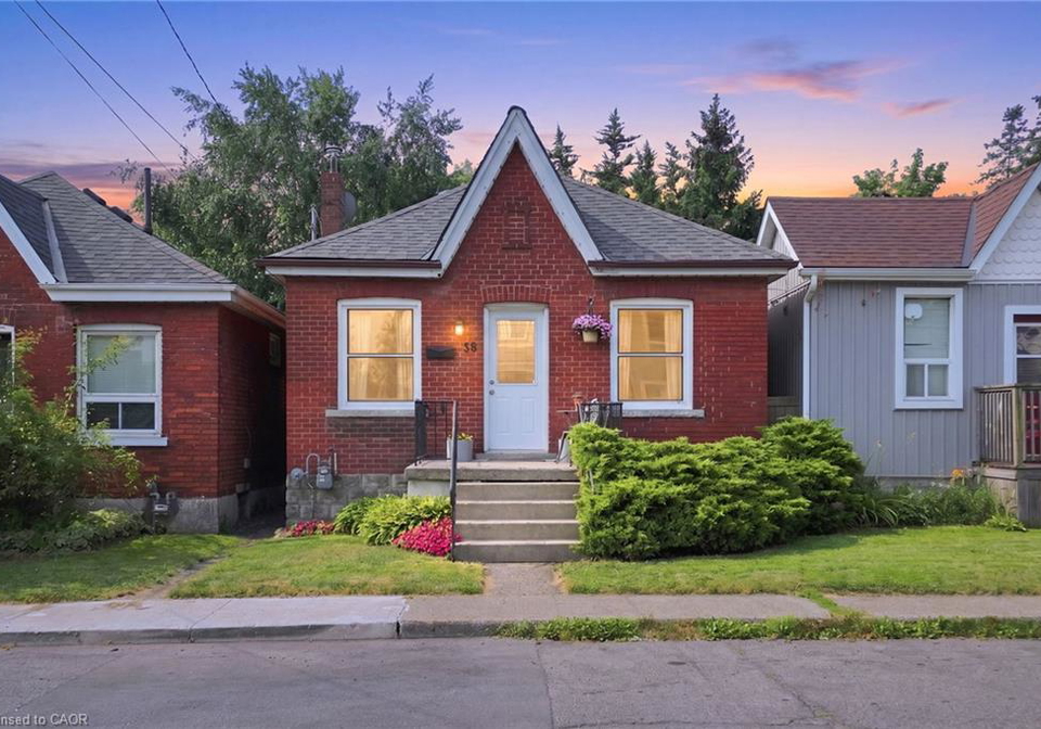 58-edinburgh-avenue-hamilton-ontario-40852286
