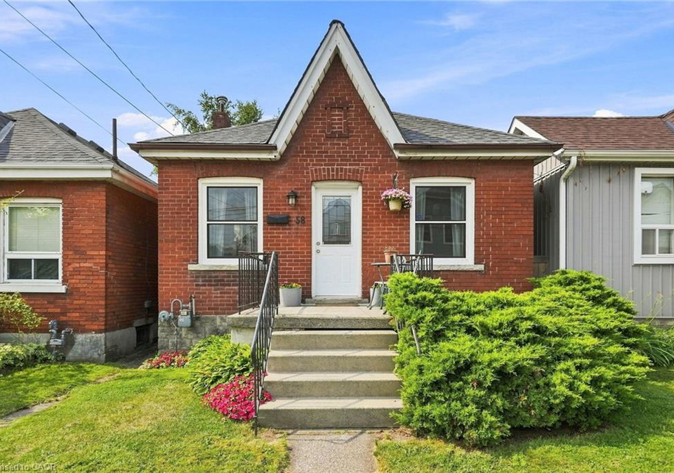 58-edinburgh-avenue-hamilton-ontario-40852286