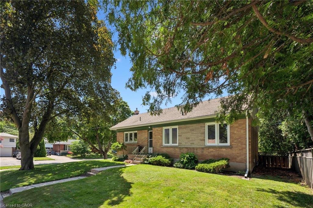 31-torrance-crescent-guelph-ontario-40852317