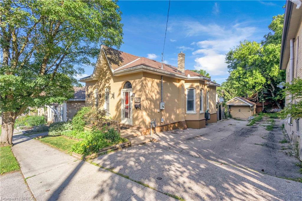 17-scarfe-avenue-brantford-ontario-40852318