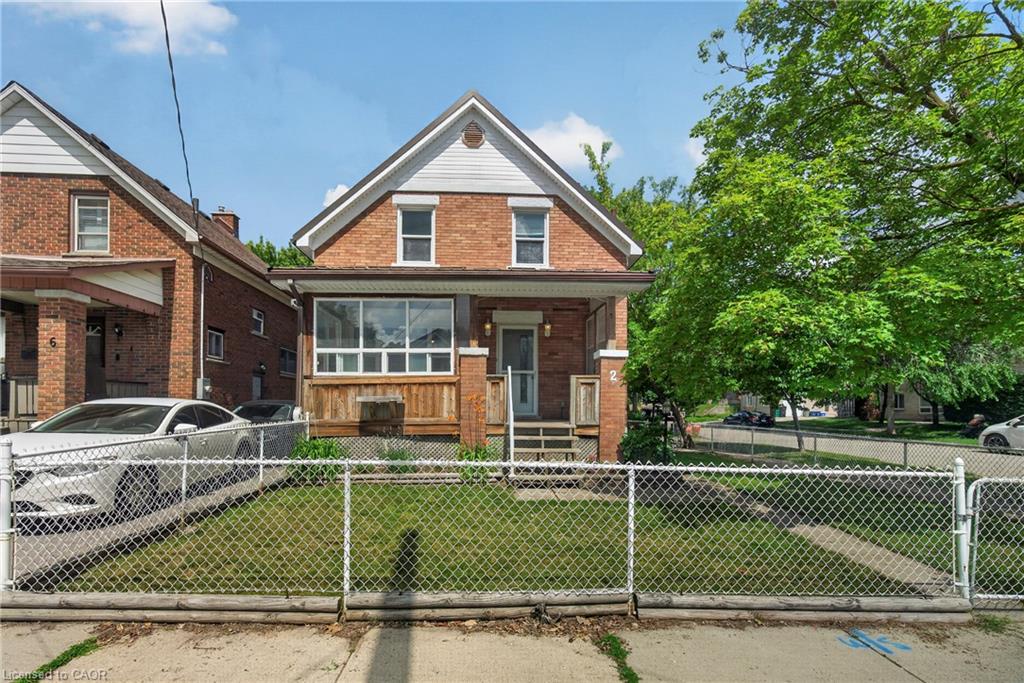 2-herlan-avenue-kitchener-ontario-40852332