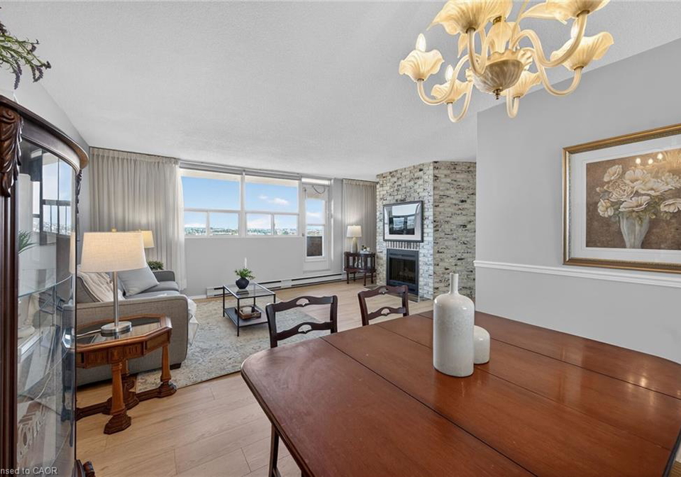 700-dynes-road-burlington-ontario-40852337
