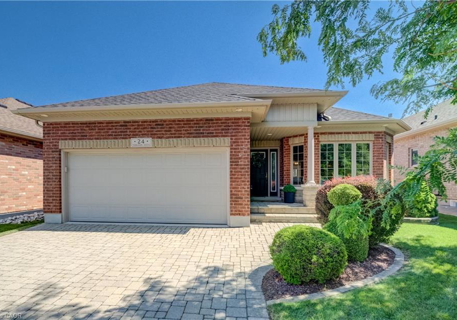 24-thimbleberry-crossing-new-hamburg-ontario-40852341