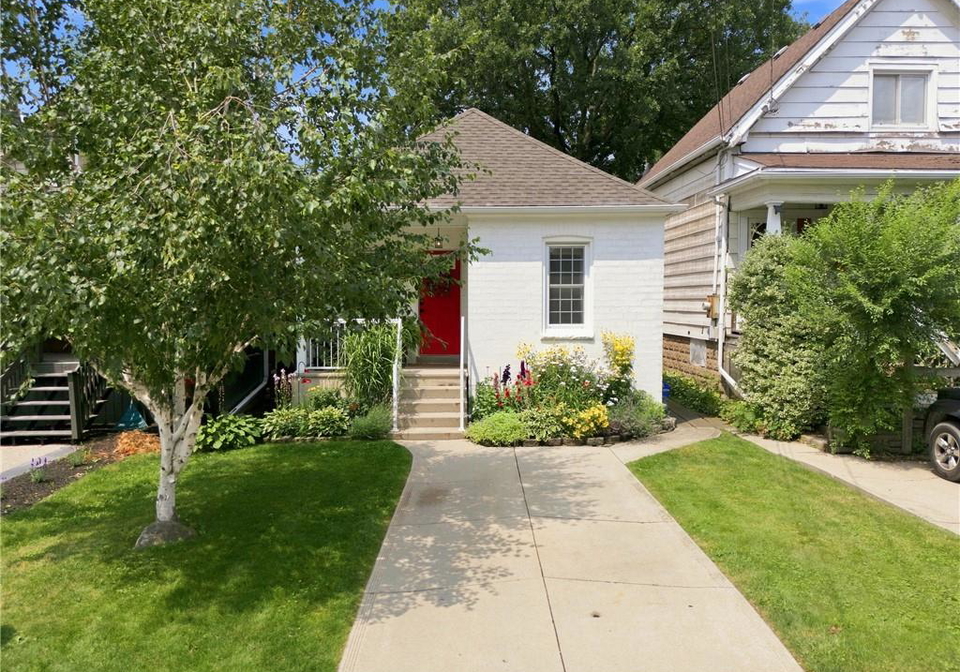34-east-24th-street-hamilton-ontario-40852343