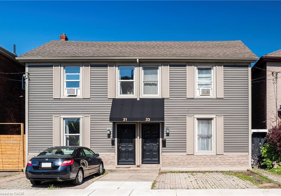 33-railway-street-hamilton-ontario-40852348