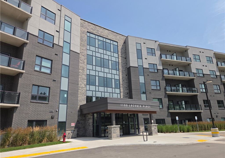 1100-lackner-place-kitchener-ontario-40852356