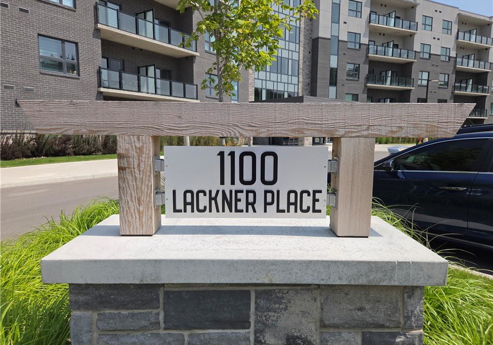 1100-lackner-place-kitchener-ontario-40852356