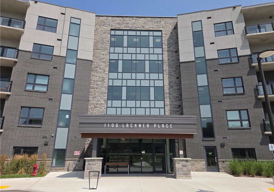 1100-lackner-place-kitchener-ontario-40852356