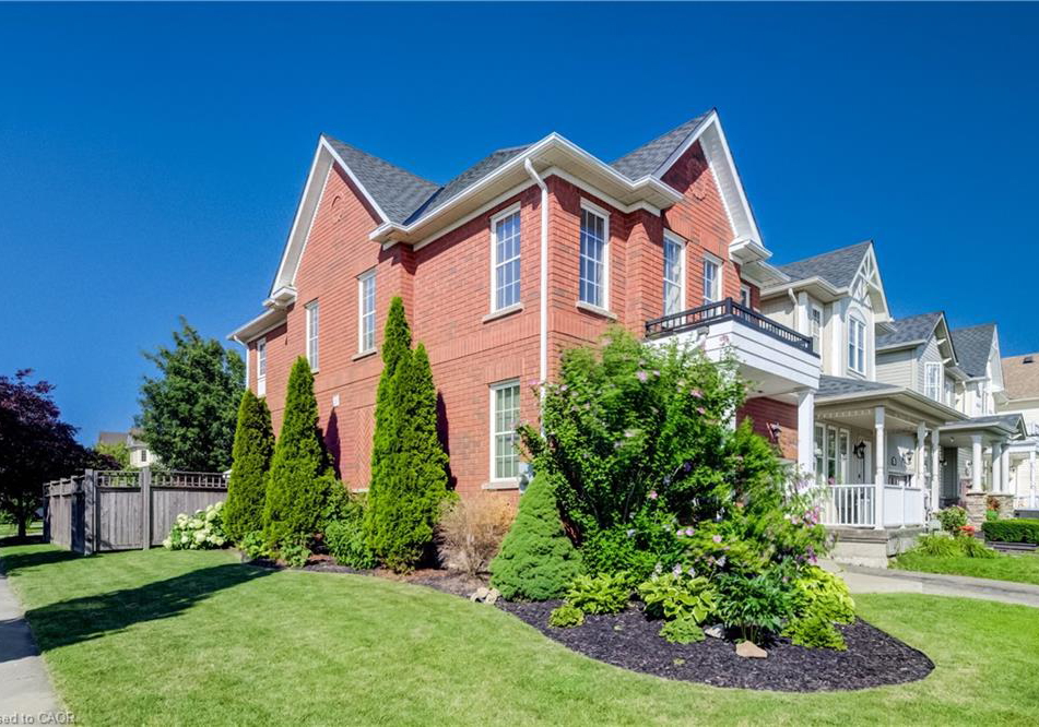 3-golden-iris-crescent-hamilton-ontario-40852364