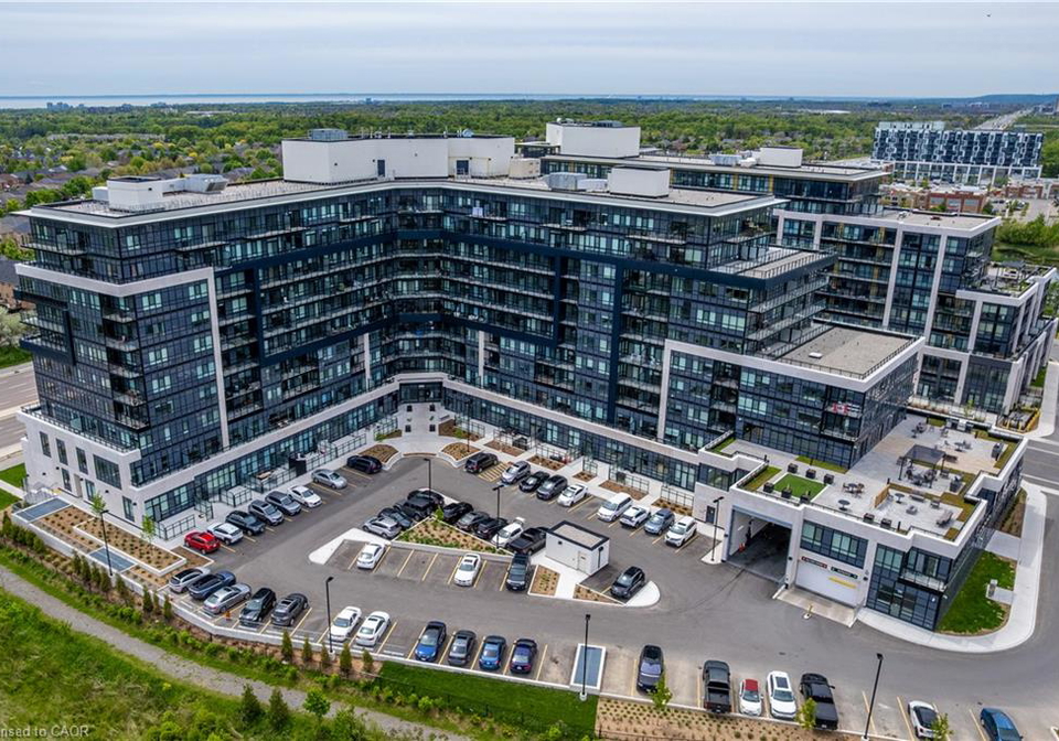 395-dundas-street-w-oakville-ontario-40852387