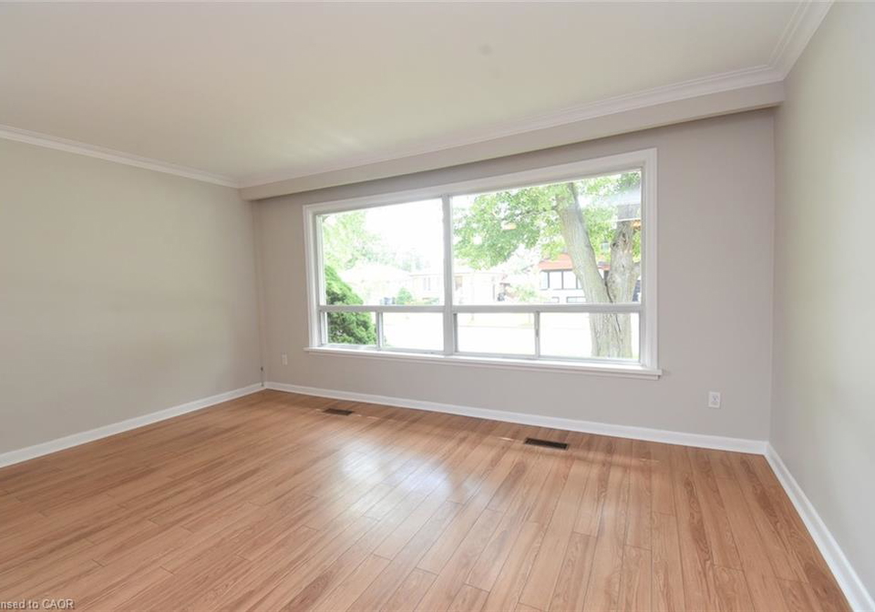 44-beckwith-road-etobicoke-ontario-40852395