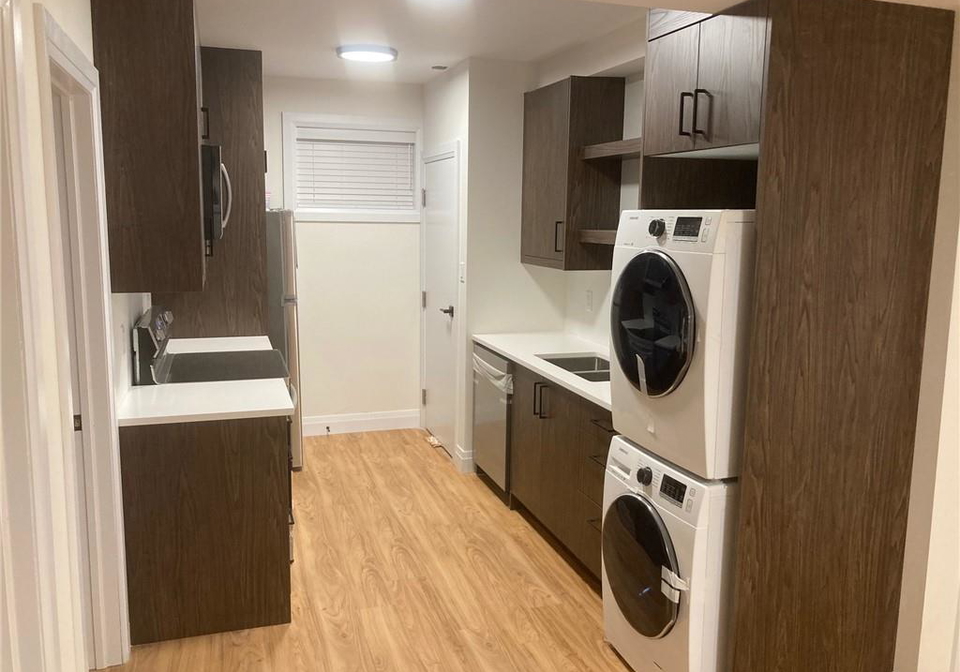 33-church-street-e-elmira-ontario-40852412