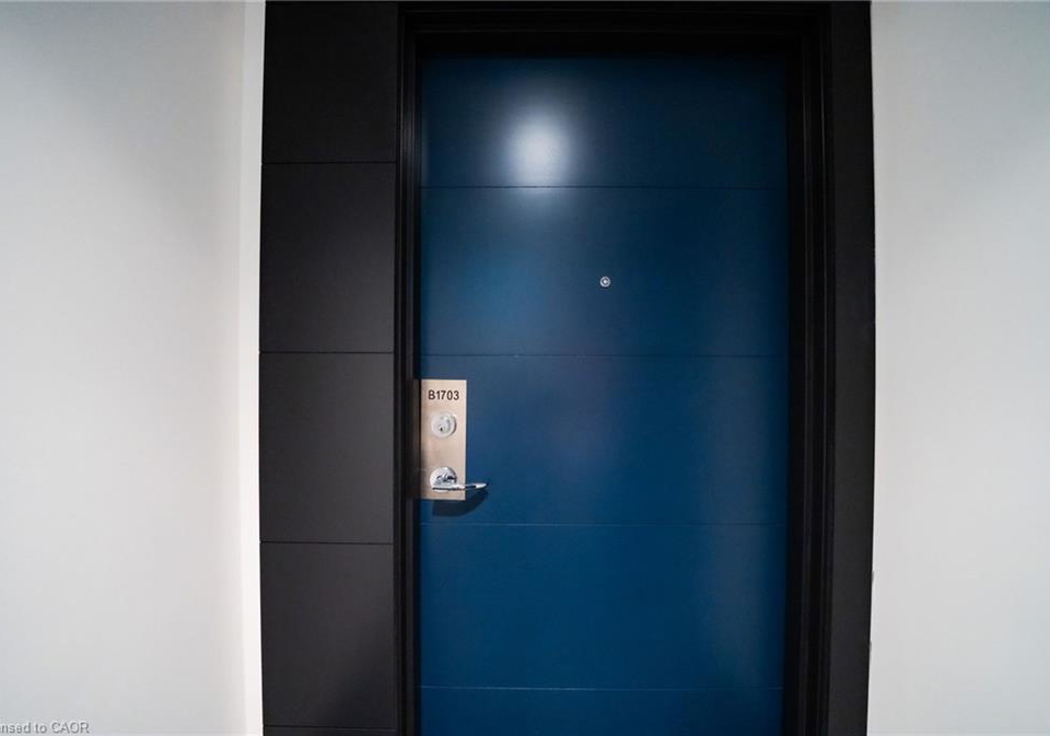 b-22-hughson-street-hamilton-ontario-40852415