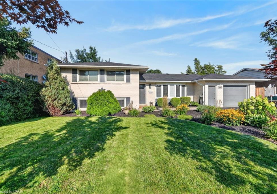 4387-jackson-street-beamsville-ontario-40852420