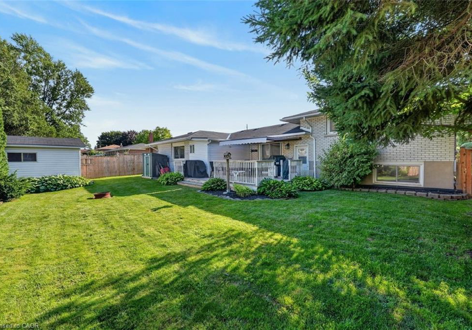 4387-jackson-street-beamsville-ontario-40852420