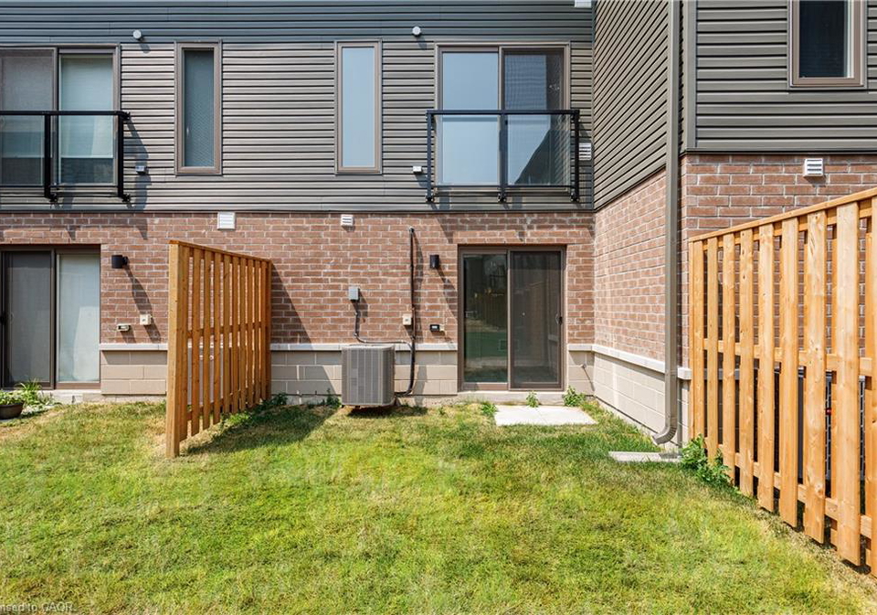 5-winters-crescent-collingwood-ontario-40852421