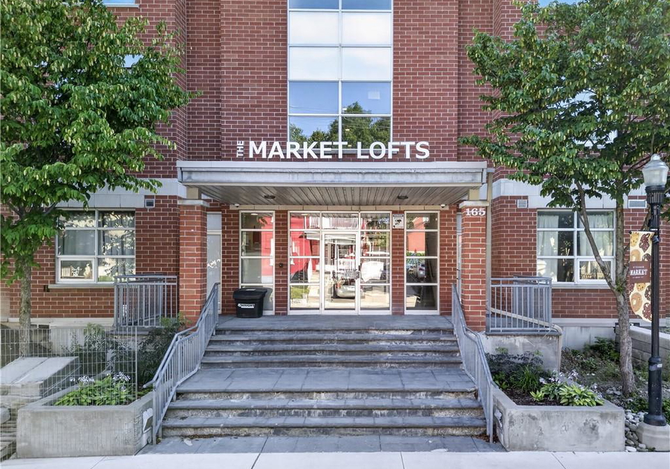 165-duke-street-e-kitchener-ontario-40852424