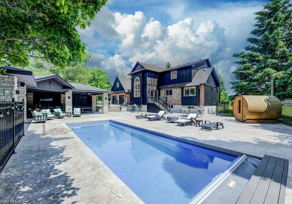 8466-sideroad-30-rockwood-ontario-40852436