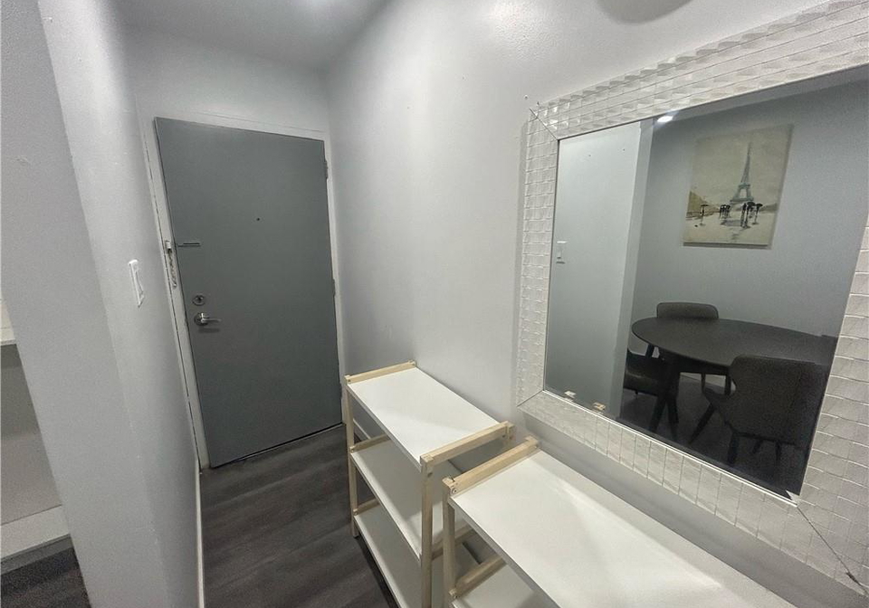 303-king-street-n-waterloo-ontario-40852440