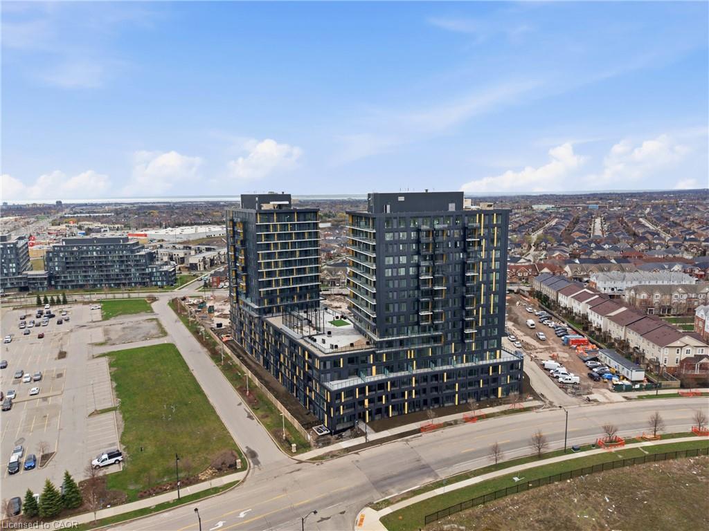 4878-powers-common-burlington-ontario-40852471